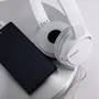Sony Auriculares MDRZX110APW Blancos con Micrófono, Diadema Circumaural Cerrada, Conexión Alámbrica Jack 3.5 mm Chapado en Oro